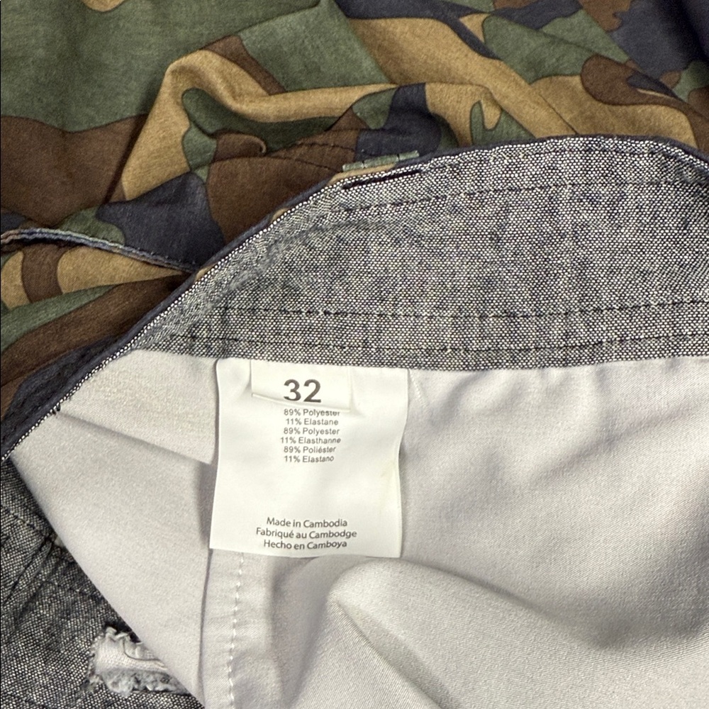 O'Neill Men's Green and Brown Cargo Shorts - Picture 4 of 5